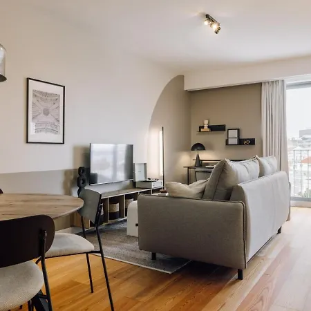 Arrabida - 2 Bedroom And Parking In Arroios 리스본