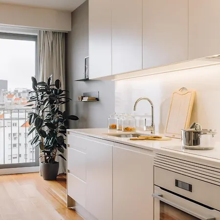 Апартаменты Arrabida - 2 Bedroom And Parking In Arroios *