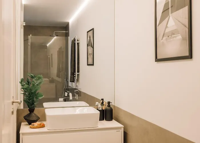 Arrabida - 2 Bedroom And Parking In Arroios شقة *